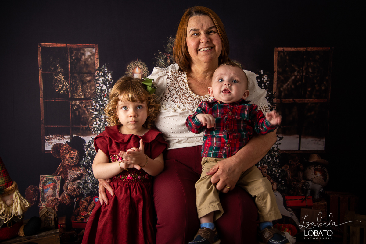natal-2019-papai-noel-presente-de-natal-o-natal-vem-vindo-ceia-de-natal-neve-fotografia-de-natal-ensaio-fotografico-de-natal-fotografo-de-crianca-barbacena-mg-isabela-lobato-fotografia-melhores-fotografos-de-minas-gerais-estudio-fotografico-cenario-natal