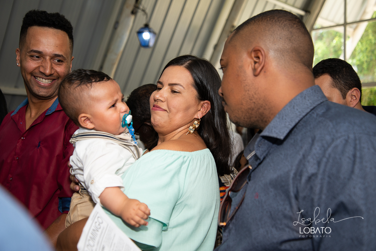 batizado-sacramento-do-batismo-igreja-catolica-capela-nossa-senhora-do-loreto-epcar-barbacena-minas-gerais-fotografia-de-batizado-fotografo-de-batizado-fotografo-em-barbacena-isabela-lobato-fotografia-fotografia-de-crianca