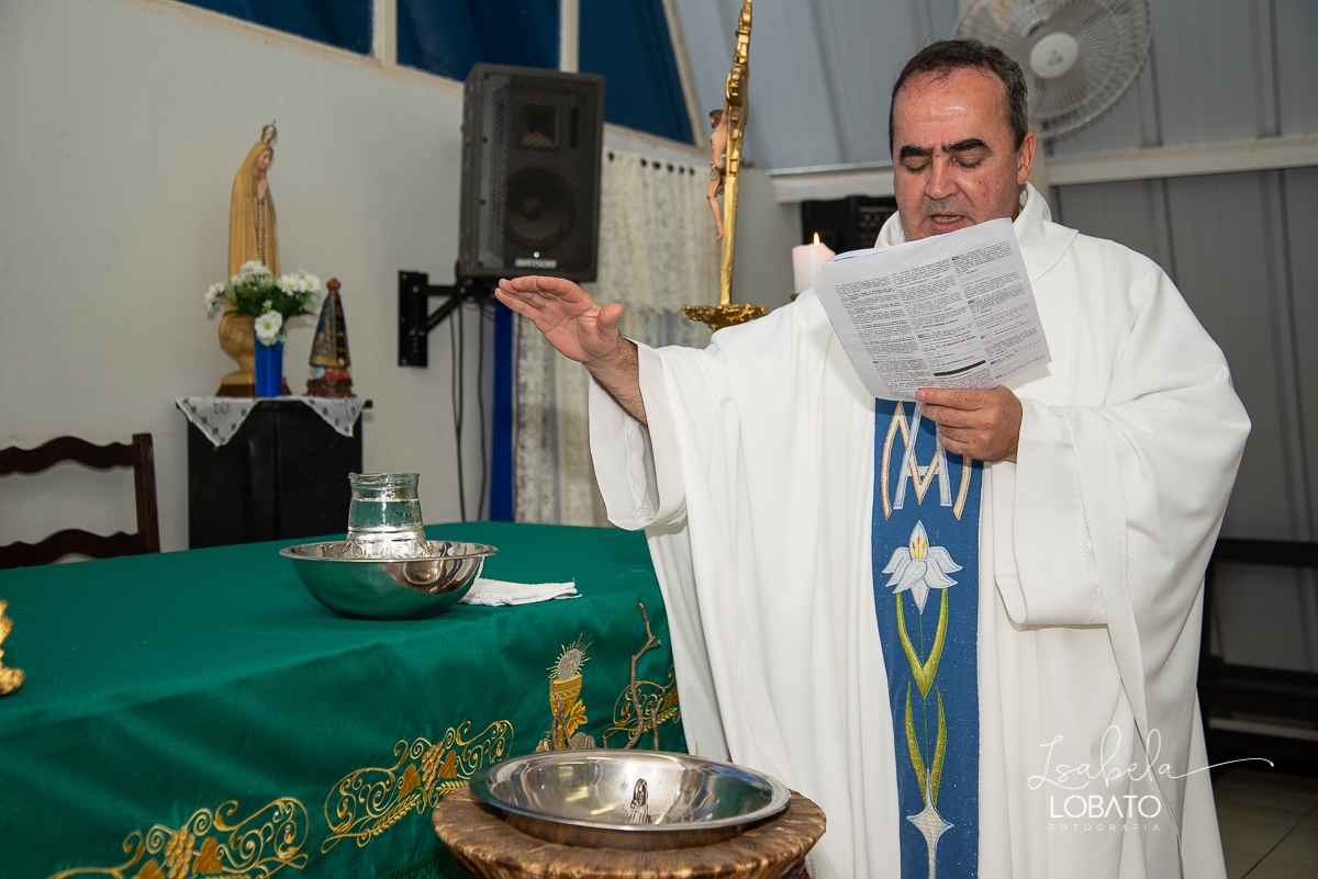 batizado-sacramento-do-batismo-igreja-catolica-capela-nossa-senhora-do-loreto-epcar-barbacena-minas-gerais-fotografia-de-batizado-fotografo-de-batizado-fotografo-em-barbacena-isabela-lobato-fotografia-fotografia-de-crianca