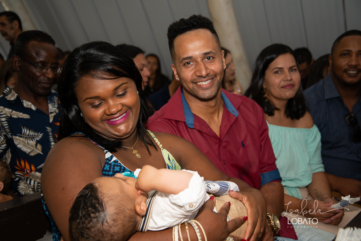 batizado-sacramento-do-batismo-igreja-catolica-capela-nossa-senhora-do-loreto-epcar-barbacena-minas-gerais-fotografia-de-batizado-fotografo-de-batizado-fotografo-em-barbacena-isabela-lobato-fotografia-fotografia-de-crianca