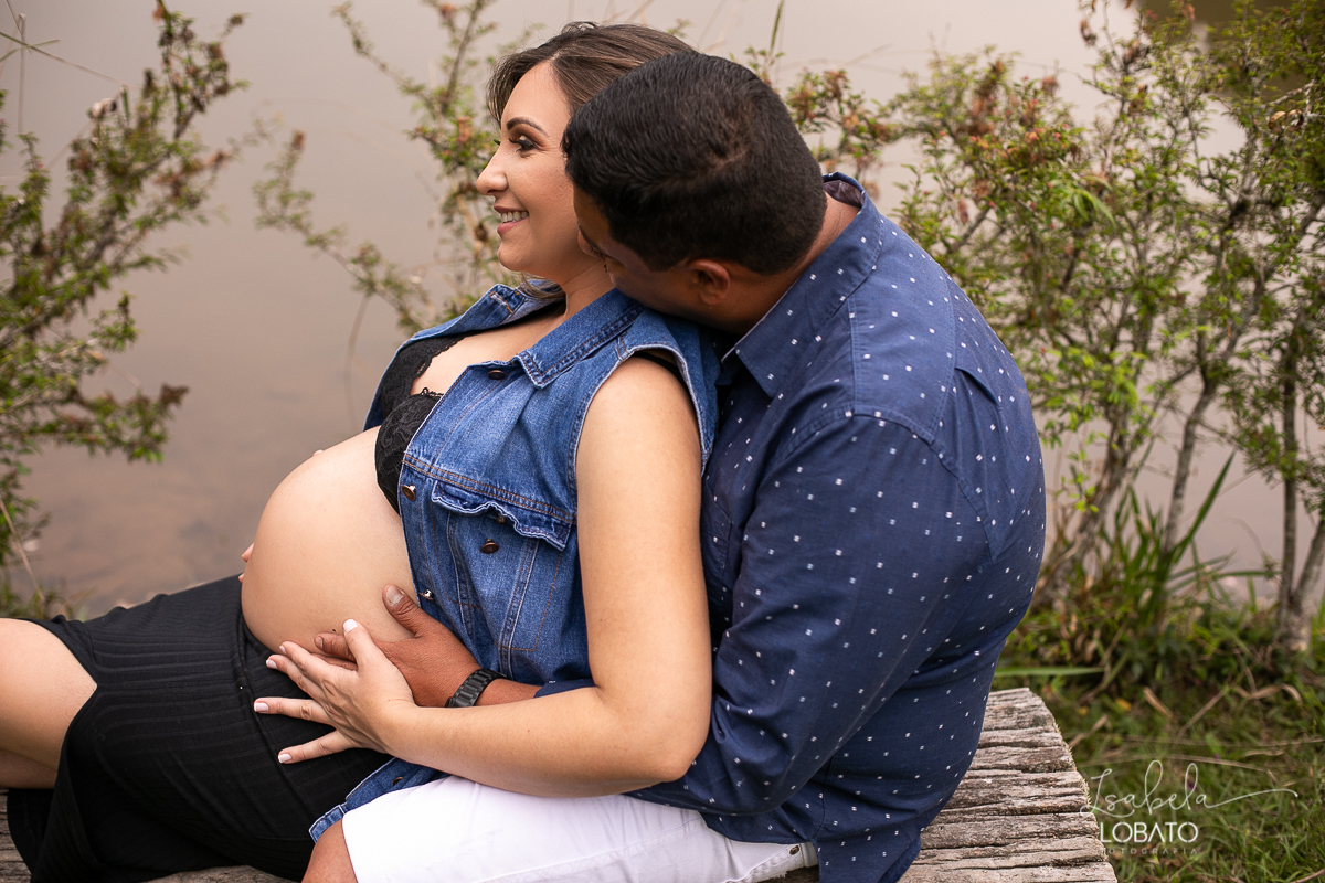 ensaio-fotografico-externo-gestante-ensaio-gestante-fotografia-de-gestante-gravidez-fotografia-de-gravida-vestido-de-gravida-roupa-para-gravida-ponto-turistico-em-barbacena-minas-gerais-park-hotel-mantiqueira-primavera-fotografa-de-gestante-isabela-lobato