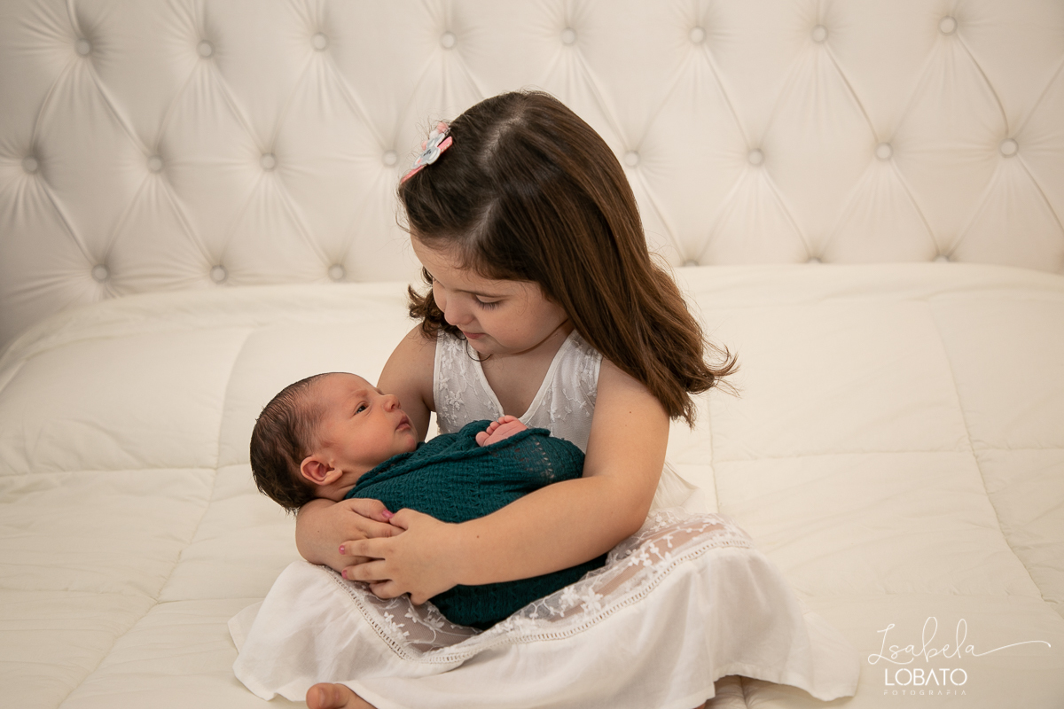 ensaio-newborn-fotografia-newborn-bebe-recem-nascido-bebe-de-6-dias-newborn-mundo-azul-belo-horizonte-fotografia-de-bebes-fotografos-em-barbacena-isabela-lobato-fotografia-melhores-fotografos-de-minas-gerais-fotografa-infantil-fotografa-de-bebes-barbacena