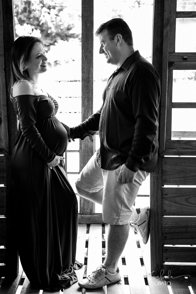 ensaio-gestante-em-barbacena-foto-de-grávida-gravidez-9-meses-de-gestaçao-roupas-de-gravida-fotografia-de-gravida-book-de-gestante-fotografa-de-gestante-isabela-lobato-fotografia-pontos-turistico-em-barbacena-park-hotel-mantiqueira-hotel-em-barbacena-mg