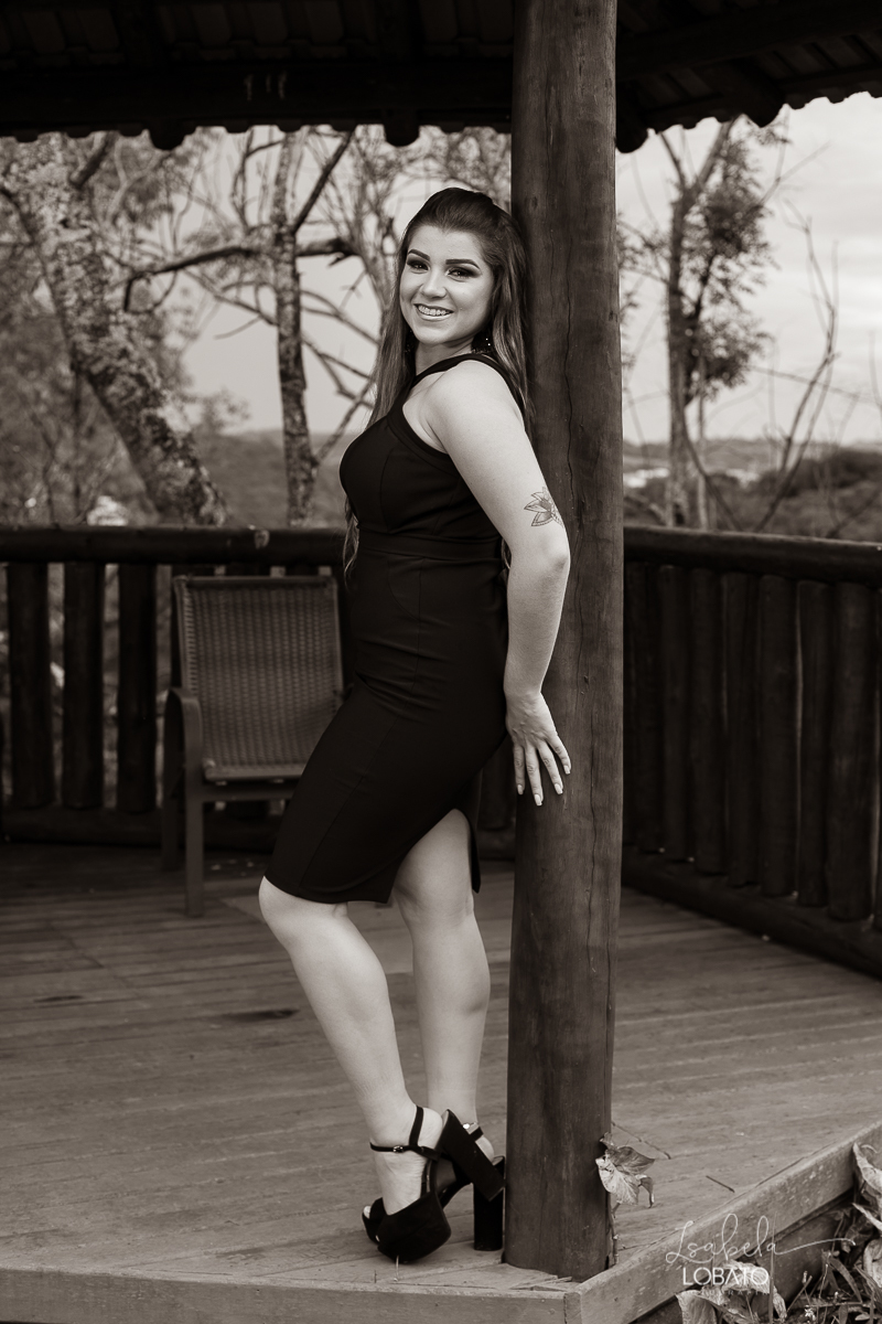 ensaio-fotografico-feminino-ensaio-externo-formatura-curso-de-hotelaria-hotel-em-barbacena-hotel-grogoto-hotel-escola-senac-barbacena-formatura-beca-fotografo-em-barbacena-isabela-lobato-fotografia-estudio-fotografico-em-barbacena-ensaio-feminino