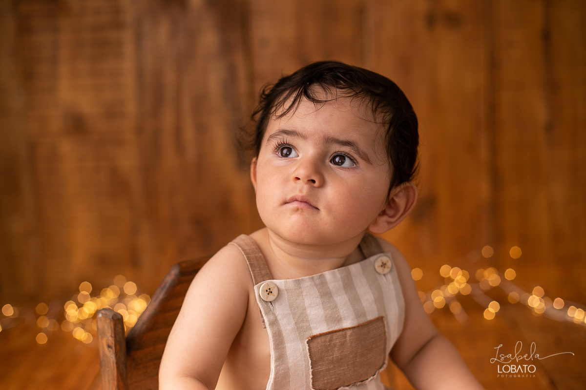 acompanhamento-mensal-fotografico-bebe-modelo-acompanhamento-trimestral-fotografico-acompanhamento-criativo-bebe-gordelicia-fases-do-bebe-desenvolvimento-do-bebe-bebe-no-balde-bebe-de-3-meses-lefotick-ensaio-fotografico-de-bebe-fotografo-em-barbacena-mg