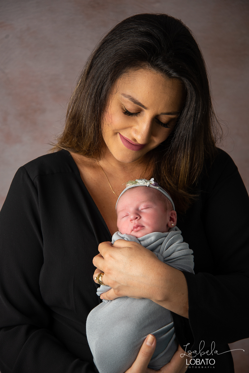 newborn-ensaio-fotografico-de-recem-nascido-ensaio-newborn-fotos-de-bebe-book-fotografico-de-bebe-album-de -fotos-fotografa-de-crianca-em-barbacena-melhores-fotografos-de-barbacena-estudio-fotografico-em-barbacena-estudio-isabela-lobato-fotografia