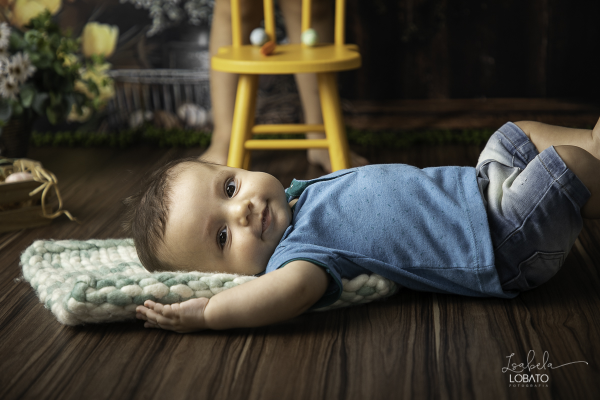 pascoa-2020-sessao-fotografica-de-pascoa-mini-sessao-fotografica-de-pascoa-2020-coelhinho-da-pascoa-o-que-trazes-para-mim-ovos-de-pascoa--fotografia-infantil-em-barbacena-estudio-fotografico-em-barbacena-isabela-lobato-fotografia-foto-de-crianca-pascoa-bq