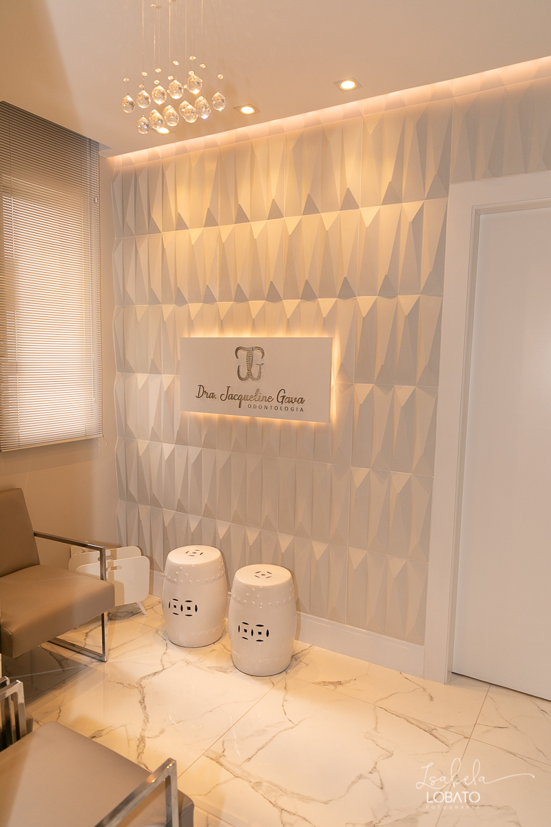 foto-publicidade-foto-de-dentista-foto-publicitaria-jacqueline-gava-odontologia-dentistas-em-barbacena-implantodontia-ozonioterapia-cirurgiao-dentista-implantes-de-dentes-consultorio-odontologico-fotografo-publicitario-foto-profissional-isabela-lobato-bq