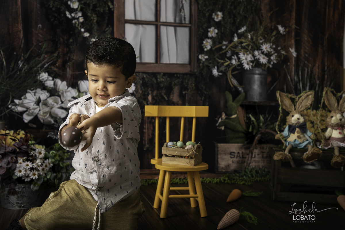 ensaio-fotografico-de-pascoa-fotografia-de-crianca-mini-sessao-fotografica-fotografia-de-bebes-estudio-fotografico-isabela-lobato-fotografia-coelhinho-da-pascoa-mini-sessao-fotografica-de-pascoa-2020-melhor-fotografo-de-barbacena-isabela-lobato-fotografia