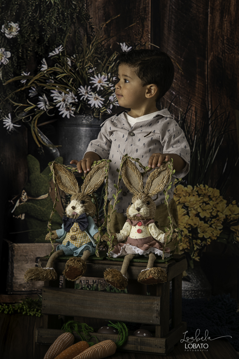 ensaio-fotografico-de-pascoa-fotografia-de-crianca-mini-sessao-fotografica-fotografia-de-bebes-estudio-fotografico-isabela-lobato-fotografia-coelhinho-da-pascoa-mini-sessao-fotografica-de-pascoa-2020-melhor-fotografo-de-barbacena-isabela-lobato-fotografia
