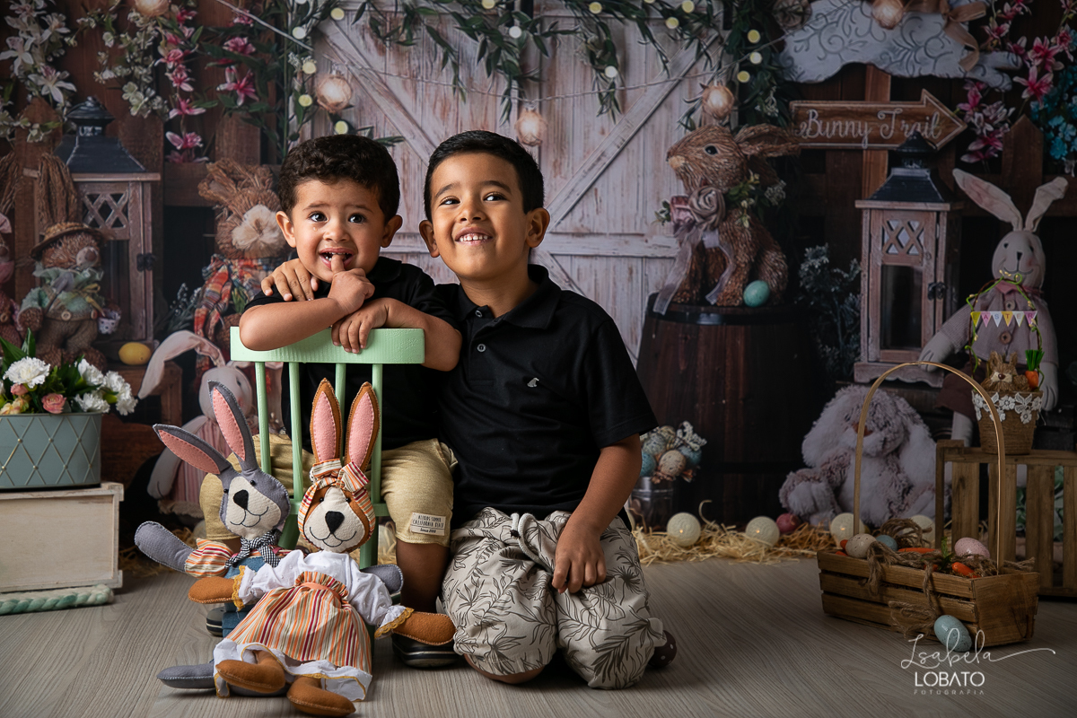 ensaio-fotografico-de-pascoa-fotografia-de-crianca-mini-sessao-fotografica-fotografia-de-bebes-estudio-fotografico-isabela-lobato-fotografia-coelhinho-da-pascoa-mini-sessao-fotografica-de-pascoa-2020-melhor-fotografo-de-barbacena-isabela-lobato-fotografia