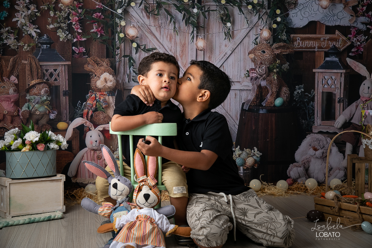 ensaio-fotografico-de-pascoa-fotografia-de-crianca-mini-sessao-fotografica-fotografia-de-bebes-estudio-fotografico-isabela-lobato-fotografia-coelhinho-da-pascoa-mini-sessao-fotografica-de-pascoa-2020-melhor-fotografo-de-barbacena-isabela-lobato-fotografia