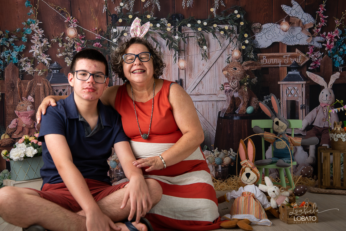 pascoa-2020-sessao-fotografica-de-pascoa-mini-sessao-fotografica-de-pascoa-2020-coelhinho-da-pascoa-o-que-trazes-para-mim-ovos-de-pascoa--fotografia-infantil-em-barbacena-estudio-fotografico-em-barbacena-isabela-lobato-fotografia-foto-de-crianca-pascoa-bq