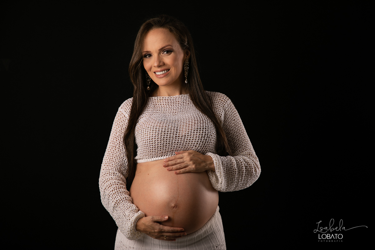 ensaio-gestante-fotografia-de-gestante-fotos-de-gravida-gravidez-estado-de-plenitude-roupa-de-gestante-barriga-de-gravida-doce-espera-estudio-fotografico-em-barbacena-isabela-lobato-fotografia-melhor-fotografo-de-barbacena-isabela-lobato
