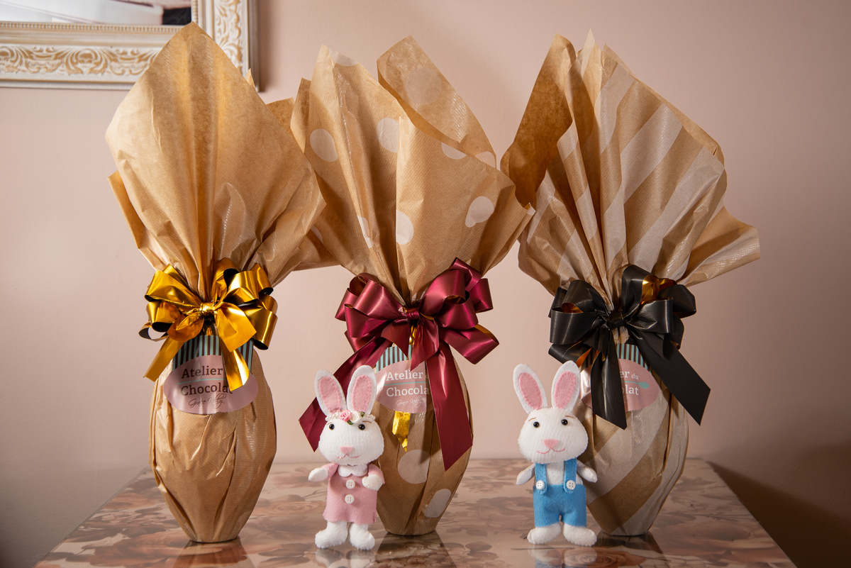 fotografia-gourmet-fotografia-de-alimentos-foto-de-ovos-de-pascoa-ovo-de-pascoa-2020-foto-culinaria-fotografia-de-comida-phood-photagraphy-ovos-de-pascoa-gourmet-ovo-de-pascoa-de-colher-chocolate-cacau-show-brasil-cacau-ovo-de-pascoa-diet-isabela-lobato