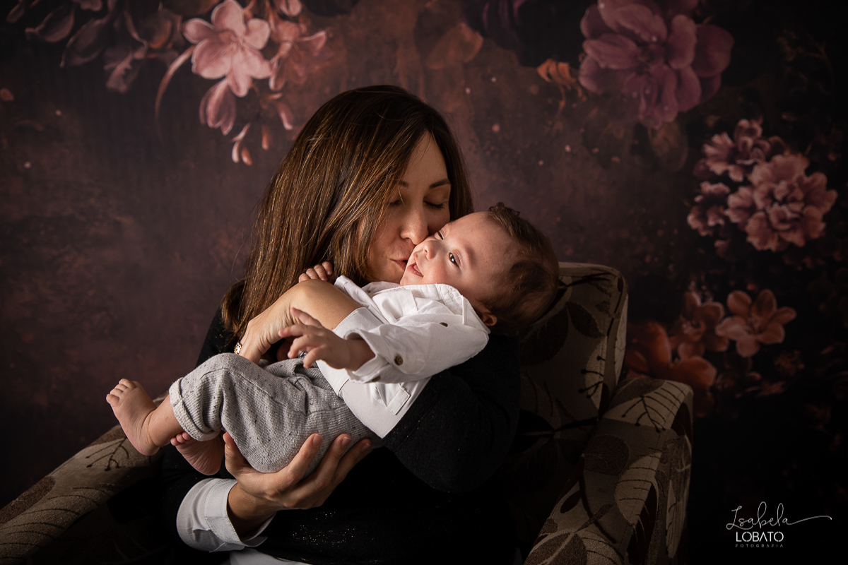 amor-de-mae-dia-das-maes-2020-mae-eu-te-amo-ensaio-fotografico-de-dia-das-maes-meu-mundo-azul-meu-coracao-fora-do-peito-maternidade-meus-filhos-amor-maior-ensaio-das-maes-fotografo-em-barbacena-melhores-fotografos-de-barbacena-isabela-lobato-fotografia