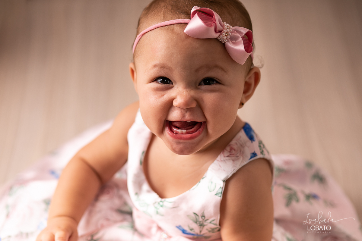 smash-the-cake-a-hora-do-bolo-aniversario-de-1-ano-festa-de-aniversario-infantil-tema-jardim-encantado-props-do-ben-fotografo-em-barbacena-isabela-lobato-fotografa-de-crianca-estudio-fotografico-em-barbacena-isabela-lobato-fotografia