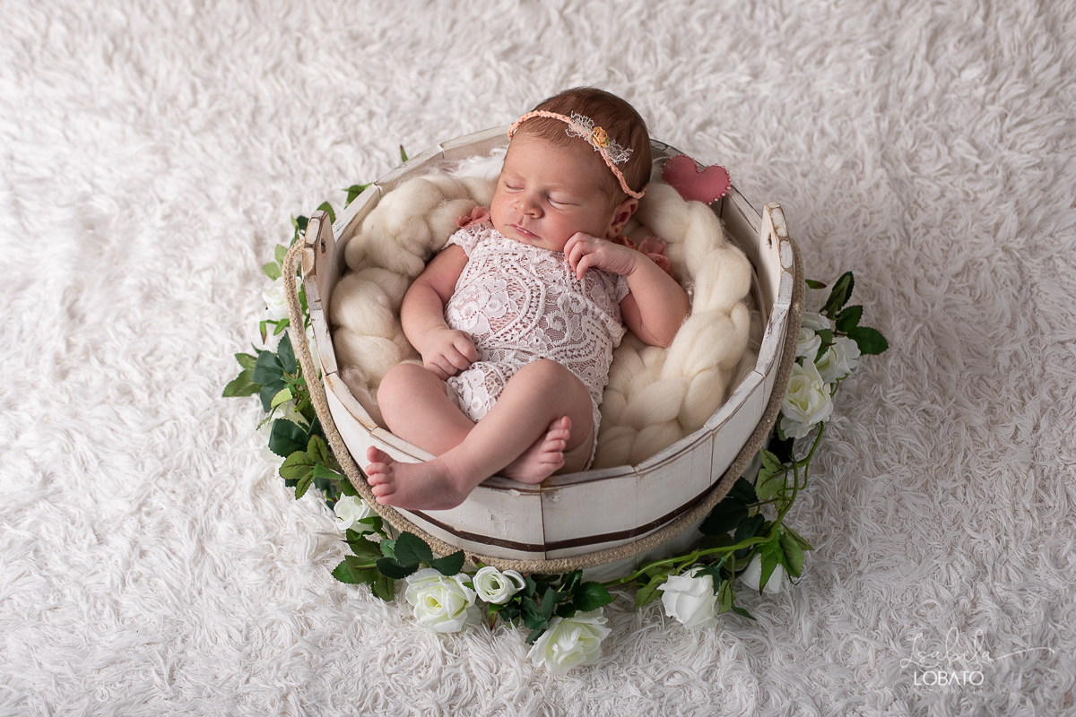 ensaio-newborn-fotos-de-recem-nascido-fotografia-de-bebes-nenem-recem-nascido-fotografa-de-bebes-em-barbacena-estudio-fotografico-em-barbacena-mg-isabela-lobato-fotografia-ensaio-fotografico-de-newborn-lefotick-props-do-ben-isabela-lobato-fotografia