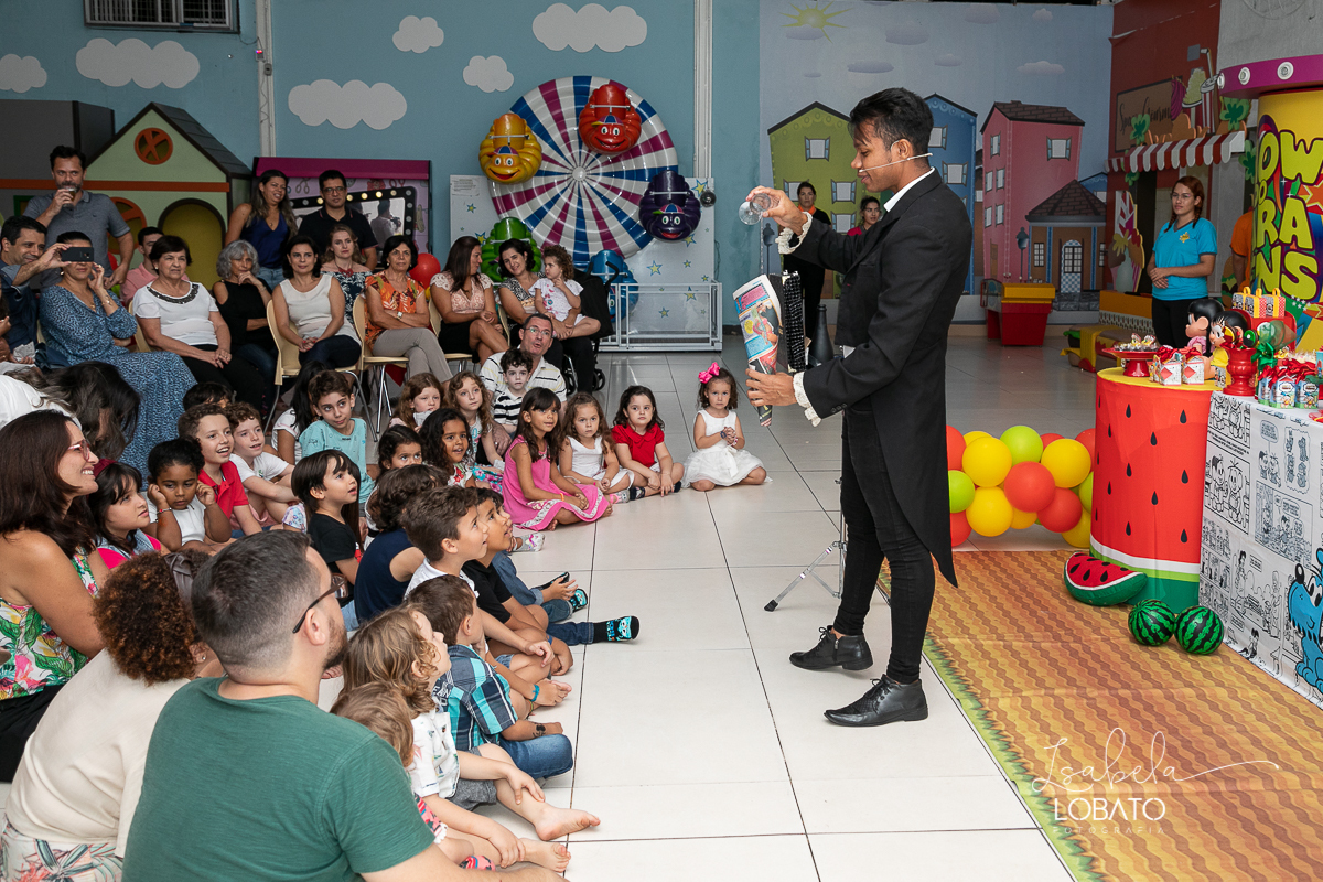 festa-de-aniversario-tema-da-festa-turma-da-monica-cebolinha-cascao-franjinha-magali-festa-da-turma-da-monica-buffet-enjoy-belo-horizonte-minas-gerais-fotografa-de-aniversario-infantil-em-isabela-lobato-fotografia-show-de-magica-parabens-fotografa-infanti
