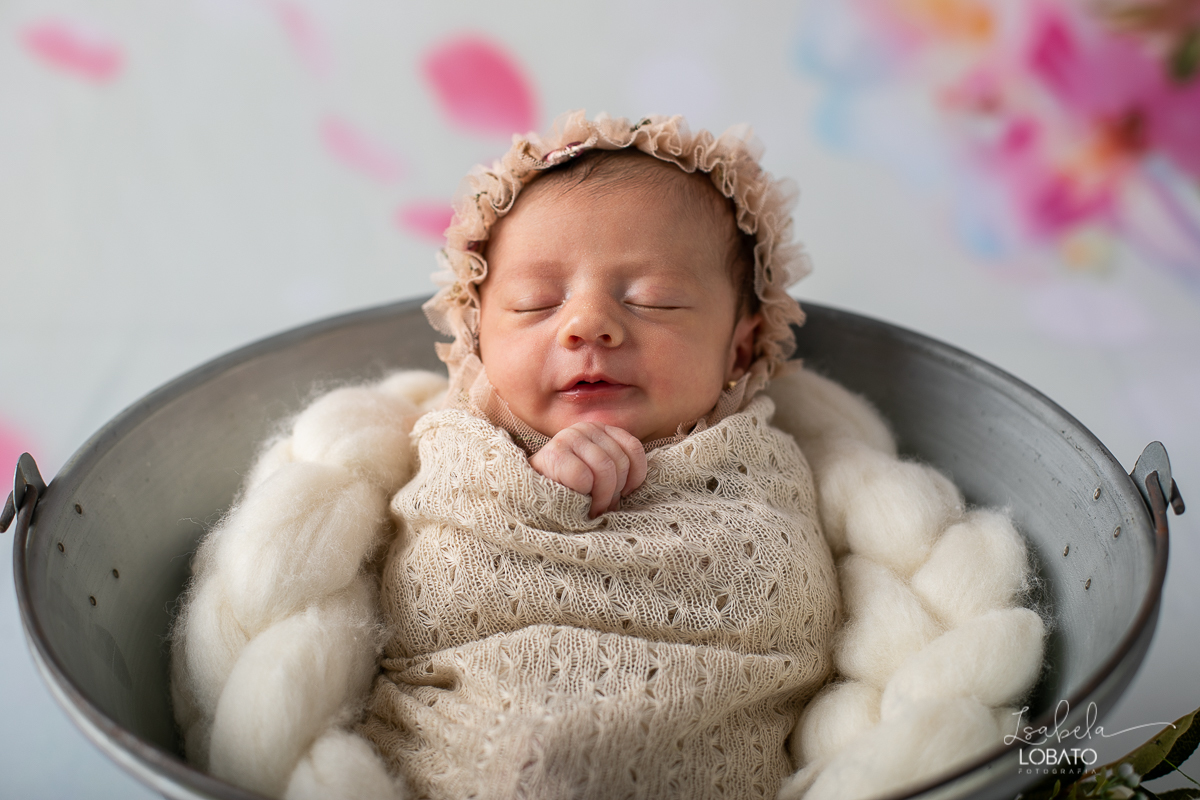 ensaio-newborn-fotografia-de-recem-nascido-fotografia-de-bebes-gemeos-newborn-de-gemeas-fotografa-de-recem-nascido-em-barbacena-isabela-lobato-fotografia-melhor-fotografa-infantil-de-barbacena-estudio-fotografico-isabela-lobato-fotografia-bebes-gemeas-bq