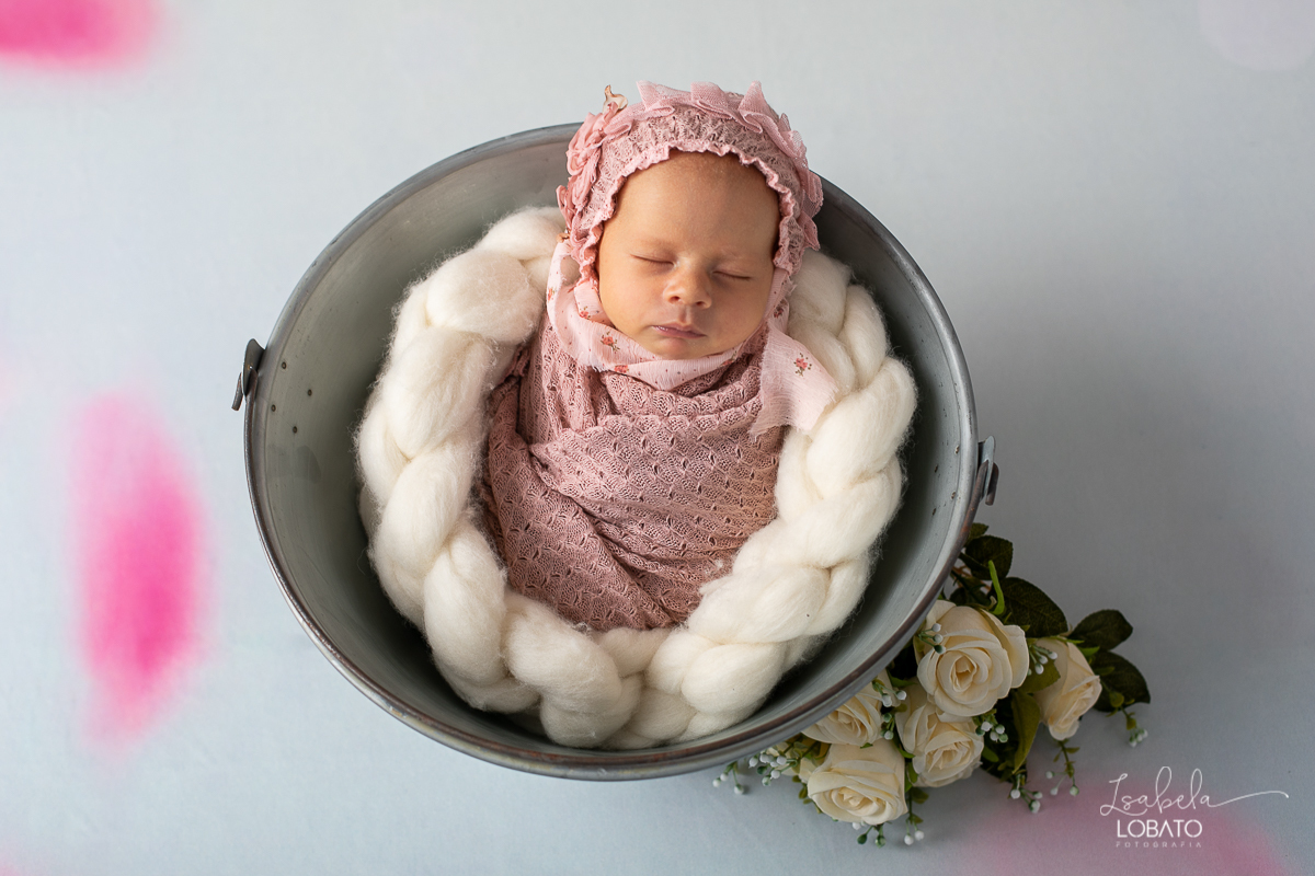 ensaio-newborn-fotografia-de-recem-nascido-fotografia-de-bebes-gemeos-newborn-de-gemeas-fotografa-de-recem-nascido-em-barbacena-isabela-lobato-fotografia-melhor-fotografa-infantil-de-barbacena-estudio-fotografico-isabela-lobato-fotografia-bebes-gemeas-bq