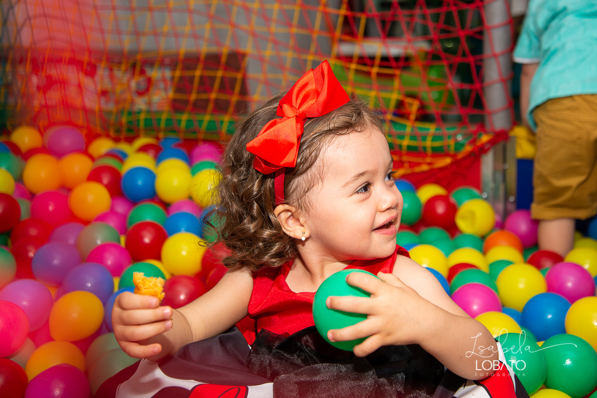 festa-de-aniversario-infantil-salao-de-festas-alecrim-barbacena-festa-da-minnie-decoracao-de-festa-minnie-anivesrsario-dois-anos-fotografa-de-aniversario-infantil-em-barbacena-isabela-lobato-fotografia-melhores-fotografos-de-barbacena-isabela-lobato-fotos