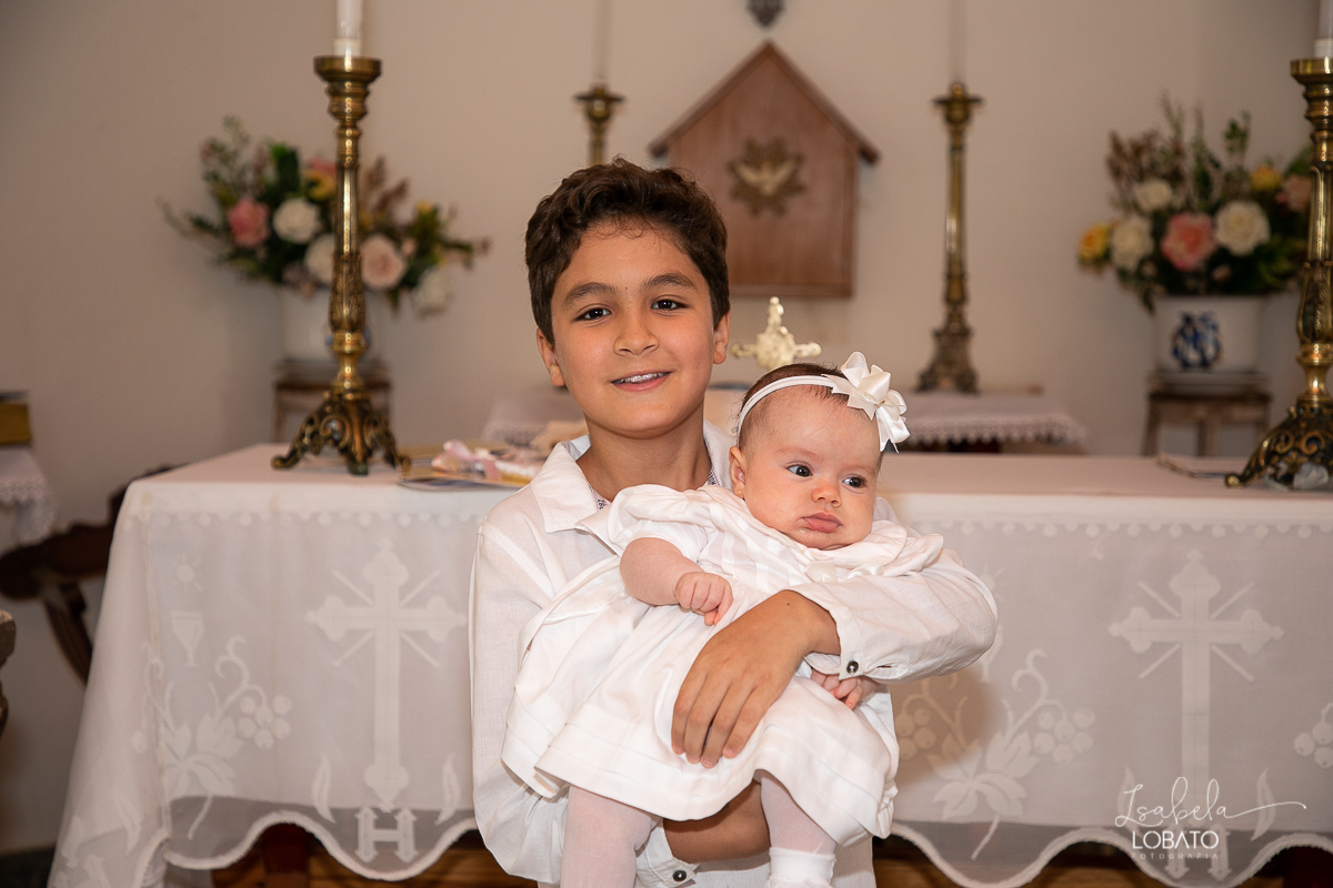 fotografia-de-batizado-em-barbacena-isabela-lobato-fotografia-melhores-fotografos-de-barbacena-fotografa-infantil-isabela-lobato-batizado-em-barbacena-eventos-em-barbacena-estudio-fotografico-em-barbacena-isabela-lobato-fotografia-sacramento-do-batismo