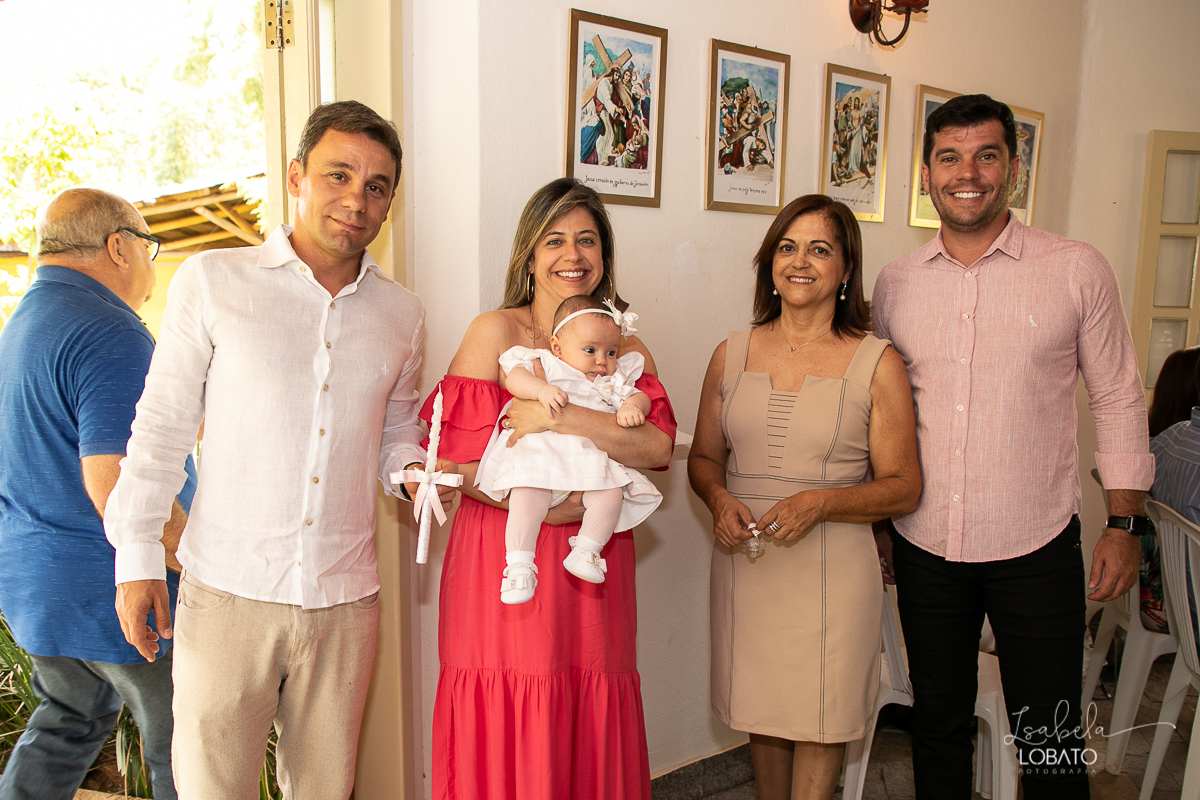 fotografia-de-batizado-em-barbacena-isabela-lobato-fotografia-melhores-fotografos-de-barbacena-fotografa-infantil-isabela-lobato-batizado-em-barbacena-eventos-em-barbacena-estudio-fotografico-em-barbacena-isabela-lobato-fotografia-sacramento-do-batismo