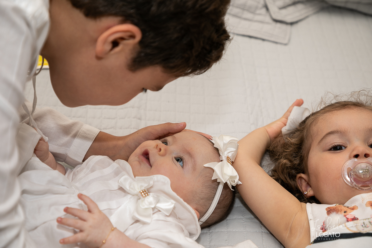 fotografia-de-batizado-em-barbacena-isabela-lobato-fotografia-melhores-fotografos-de-barbacena-fotografa-infantil-isabela-lobato-batizado-em-barbacena-eventos-em-barbacena-estudio-fotografico-em-barbacena-isabela-lobato-fotografia-sacramento-do-batismo