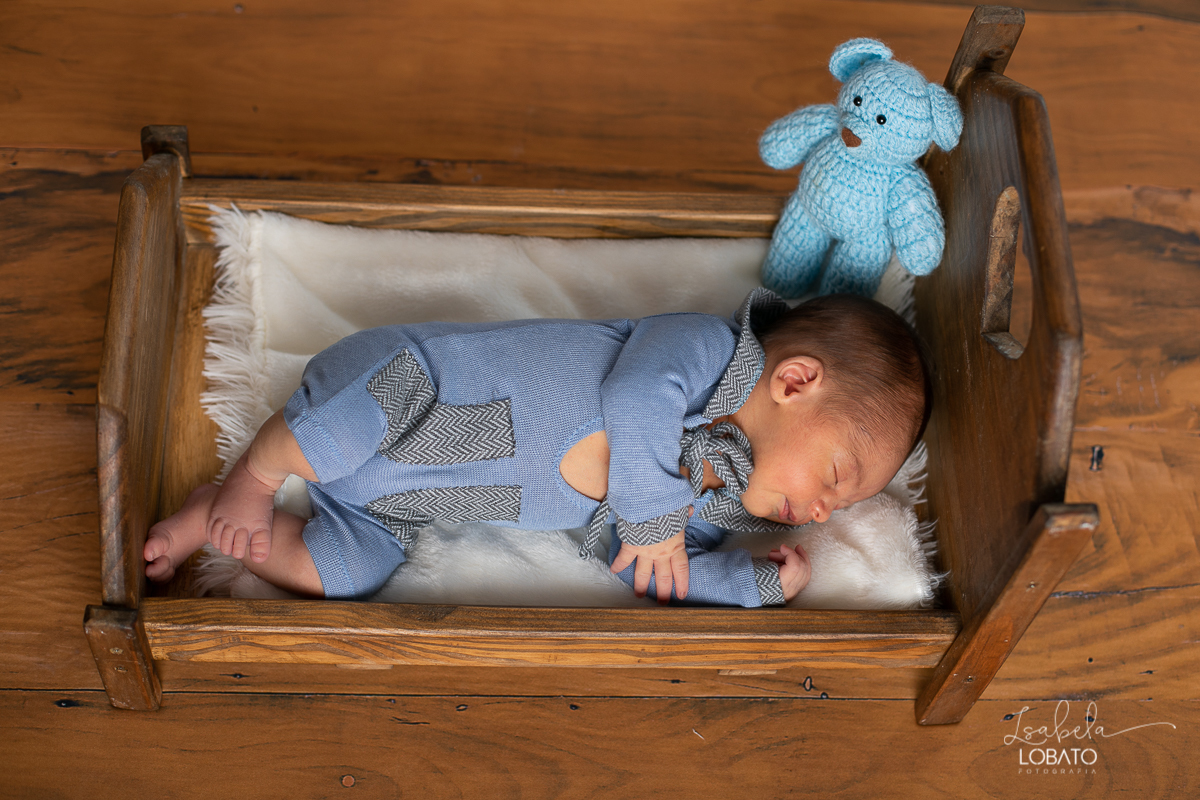 ensaio-newborn-fotografia-de-recem-nascido-fotografia-de-bebes-newborn-fotografa-de-recem-nascido-em-barbacena-isabela-lobato-fotografia-melhor-fotografa-infantil-de-barbacena-estudio-fotografico-isabela-lobato-fotografia-bebe-fotografa-de-bebes-barbacena