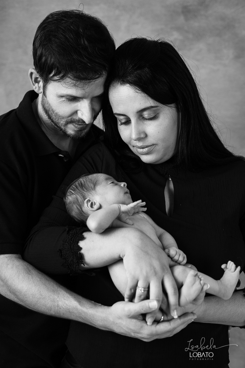 ensaio-newborn-fotografia-de-recem-nascido-fotografia-de-bebes-newborn-fotografa-de-recem-nascido-em-barbacena-isabela-lobato-fotografia-melhor-fotografa-infantil-de-barbacena-estudio-fotografico-isabela-lobato-fotografia-bebe-fotografa-de-bebes-barbacena