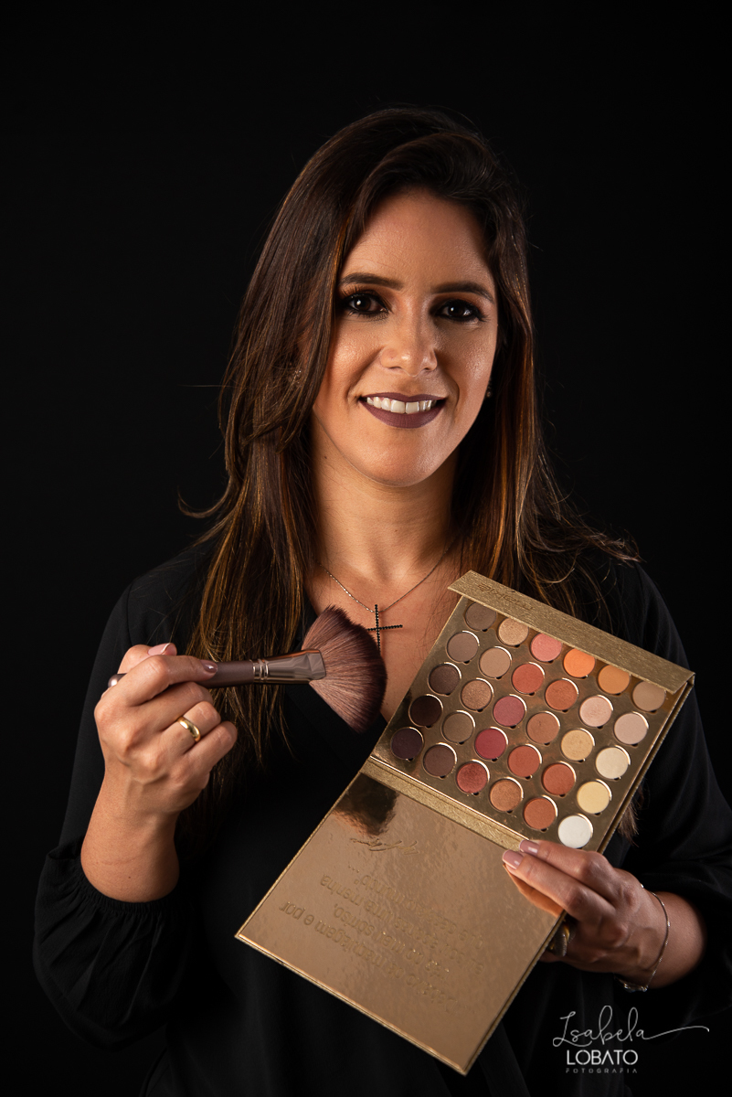 daniela-valle-estética-gisely- bernardes-makeup-barbacena-clinica-de-estetica-alto-padrao-de-beleza-procedimentos-esteticos-maquiagem-maqueadora-profissional-em-barbacena-fotografa-de-publicidade-fotos-para-marketing-digital-banco-de-imagens-mkt-digital