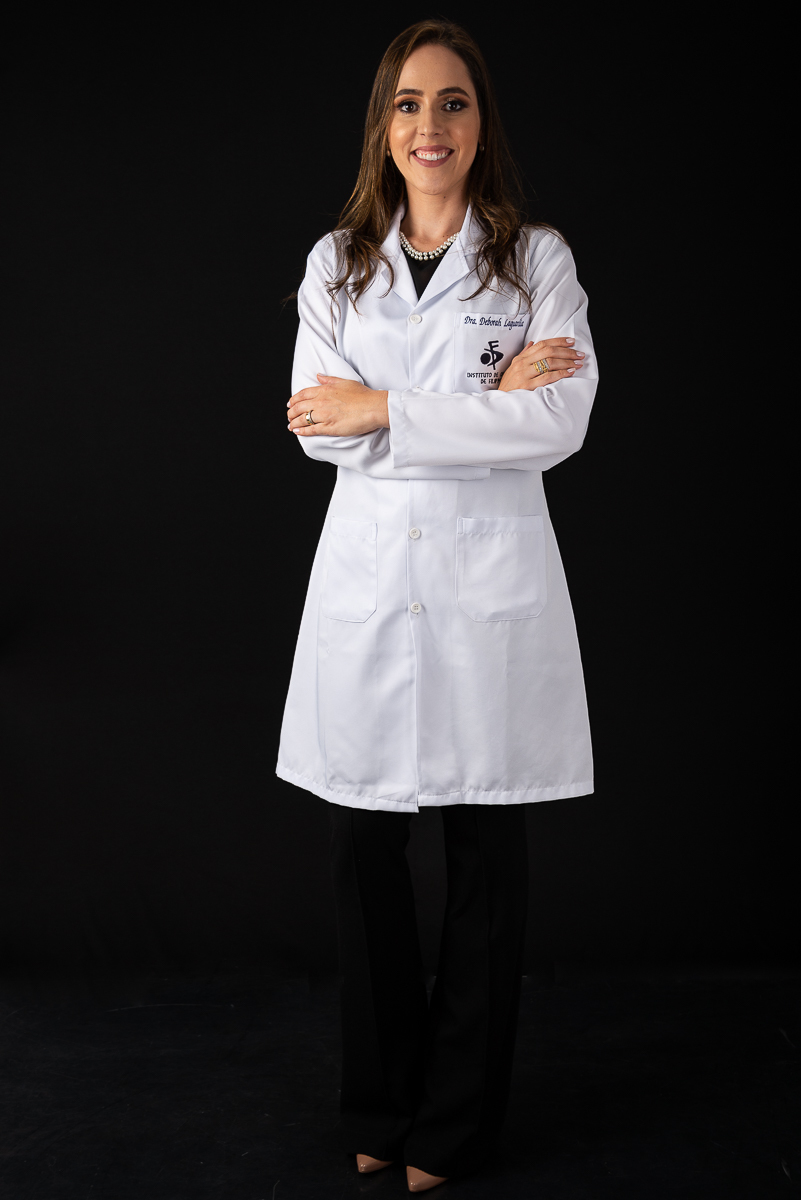 propaganda-mkt-digital-marketing-digital-foto-biografia-fotografia-profissional-dra-medica-oftalmologista-oftalmo-clinica-de-olhos-barbacena-fotografa-publicitária-isabela-lobato-fotografia-melhor fotografa-de-barbacena