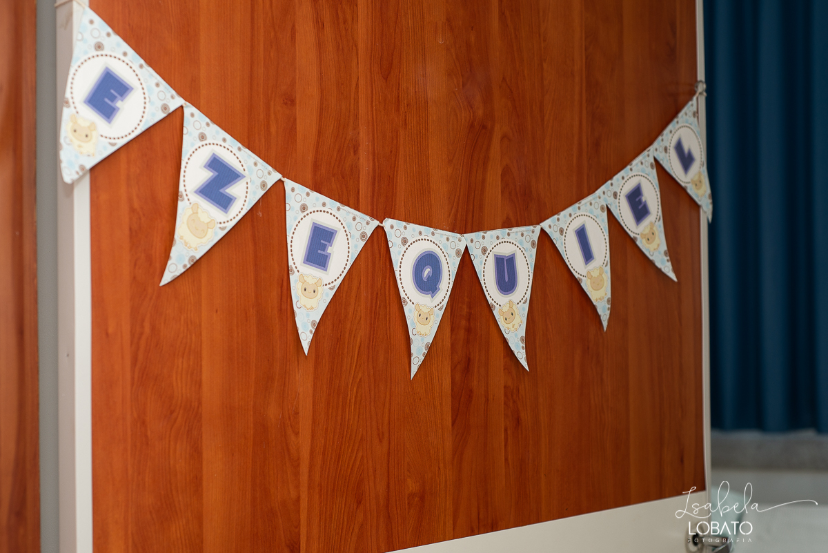 fotografia-de-parto-nascimento-de-bebe-cesariana-foto-de-bebe-nascendo-hospital-santa-casa-de-misericordia-barbacena-minas-gerais-obstetra-dra-roberta-sales-equipe-gestar-barbacena-nascimento-da-liz-fotografo-em-barbacena-estudio-isabela-lobato-fotografia