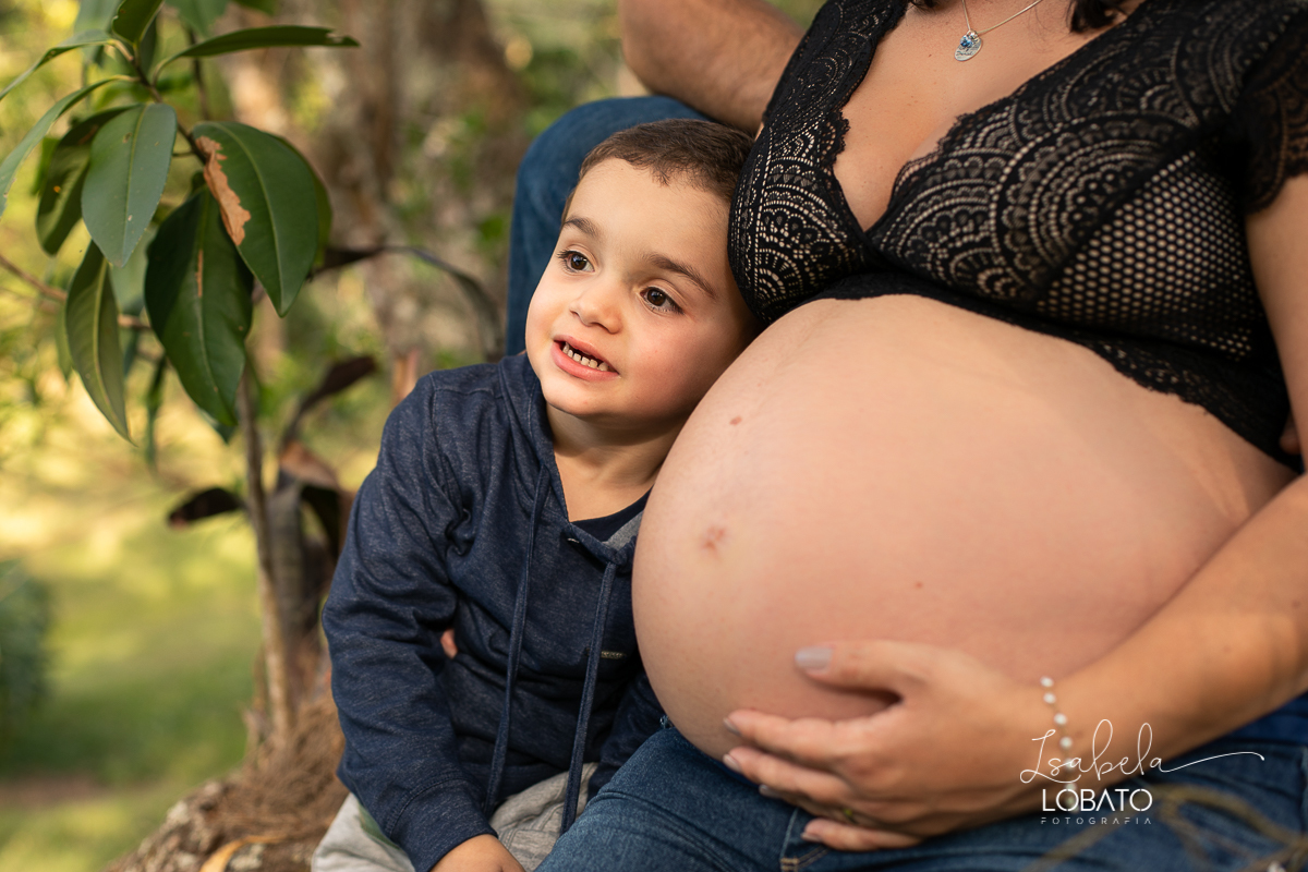 Fotografa-de-gestante-em-barbacena-fotografia-de-gravida-ensaio-gestante-em-barbacena-roupa-de-gravida-melhor-fotografa-de-gestante-em-barbacena-isabela-lobato-fotografia-barbacena-cidade-das-rosas-pregnancy-pregnant-park-hotel-mantiqueira-em-barbacena