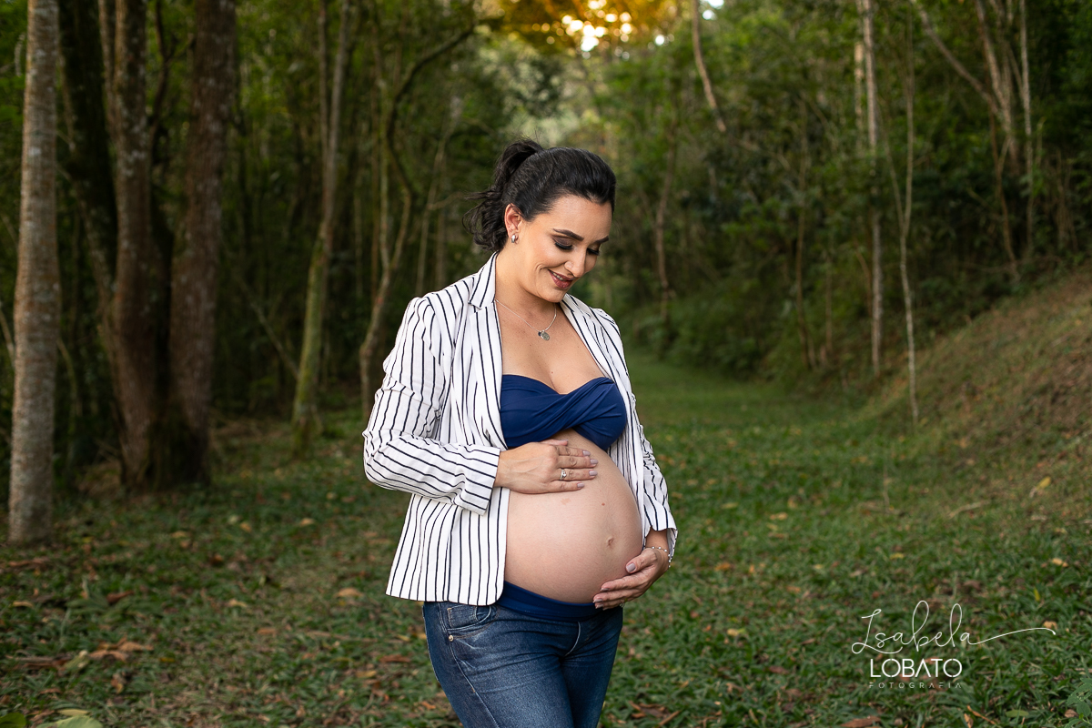 Fotografa-de-gestante-em-barbacena-fotografia-de-gravida-ensaio-gestante-em-barbacena-roupa-de-gravida-melhor-fotografa-de-gestante-em-barbacena-isabela-lobato-fotografia-barbacena-cidade-das-rosas-pregnancy-pregnant-park-hotel-mantiqueira-em-barbacena