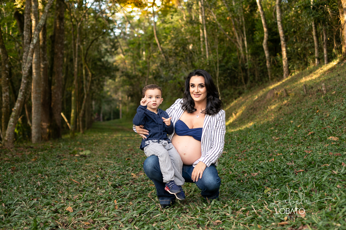 Fotografa-de-gestante-em-barbacena-fotografia-de-gravida-ensaio-gestante-em-barbacena-roupa-de-gravida-melhor-fotografa-de-gestante-em-barbacena-isabela-lobato-fotografia-barbacena-cidade-das-rosas-pregnancy-pregnant-park-hotel-mantiqueira-em-barbacena