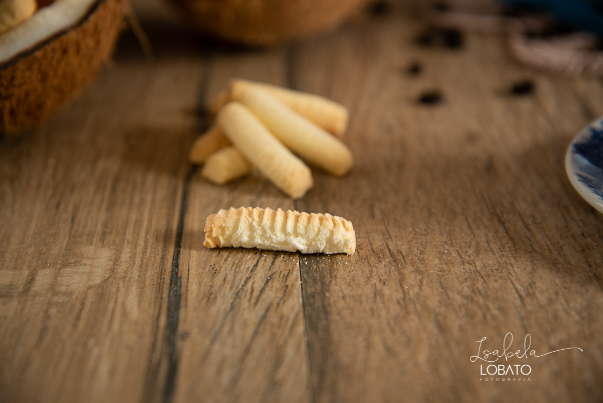 fotografia-gourmet-fotografa-especializada-em-foto-de-comida-fotografo-de-gastronomia-isabela-lobato-fotografia-de-alimentos-food-photo-foodies-biscoistos-caseiros-de-minas-gerais-cookies-biscoito-de-coco-casadinho-amanteigado-suspiro-pimentinha-rosquinha