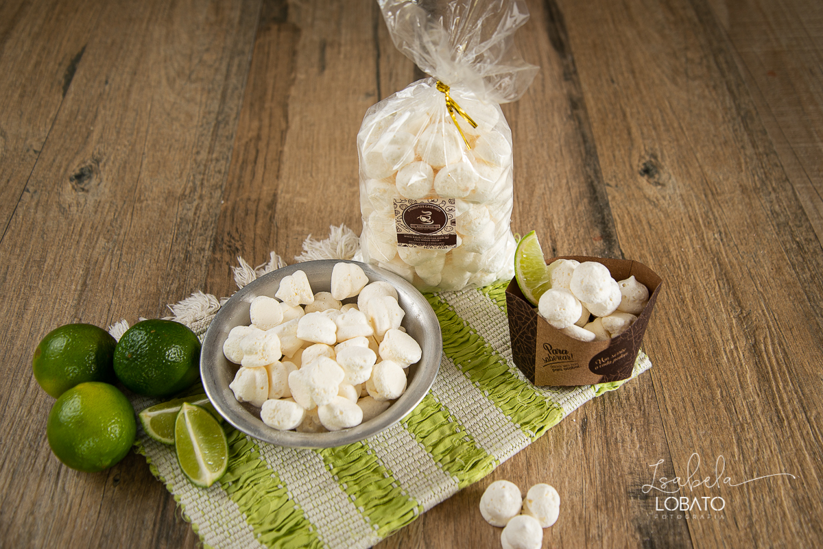 fotografia-gourmet-fotografa-especializada-em-foto-de-comida-fotografo-de-gastronomia-isabela-lobato-fotografia-de-alimentos-food-photo-foodies-biscoistos-caseiros-de-minas-gerais-cookies-biscoito-de-coco-casadinho-amanteigado-suspiro-pimentinha-rosquinha