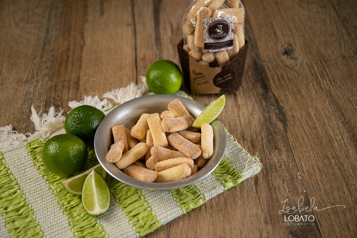 fotografia-gourmet-fotografa-especializada-em-foto-de-comida-fotografo-de-gastronomia-isabela-lobato-fotografia-de-alimentos-food-photo-foodies-biscoistos-caseiros-de-minas-gerais-cookies-biscoito-de-coco-casadinho-amanteigado-suspiro-pimentinha-rosquinha
