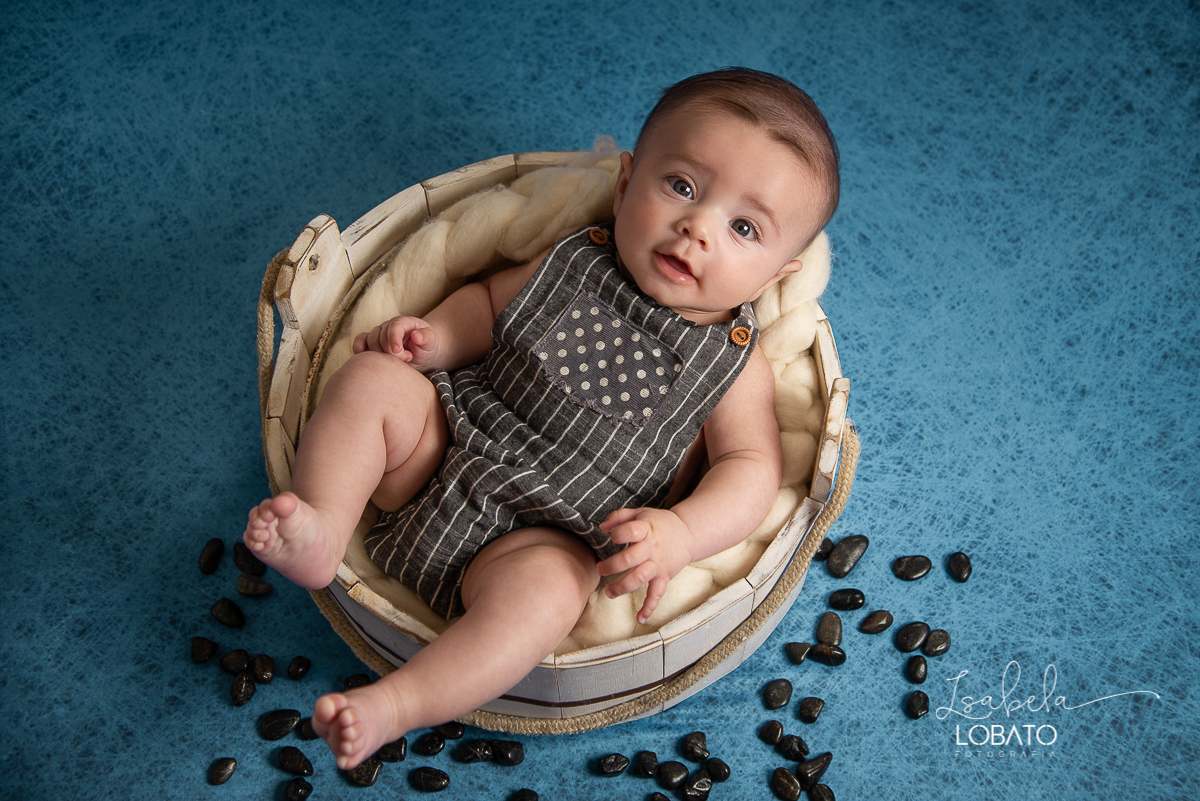 acompanhamento-fotografico-trimestral-estudio-fotografico-em-barbacena-fotografia-mesversario-fotografia-bebes-mes-a-mes-estudio-isabela-lobato