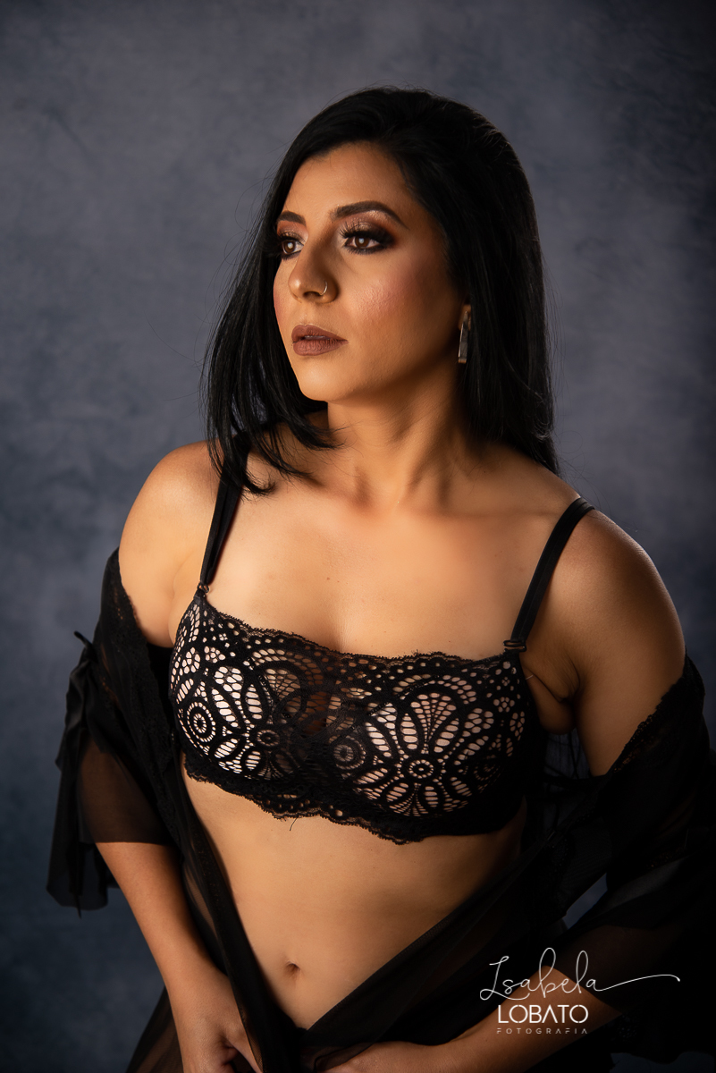 ensaio-fotografico-feminino-ensaio-sensual-boudoir-langerie-fotografa-de-ensaio-feminino-melhor-fotografa-de-barbacena-isabela-lobato-estudio-fotografico-em-barbacena-fotografa-de-modelos-book-fotografico-album-feminino-sensual-chique-sensual-feminino