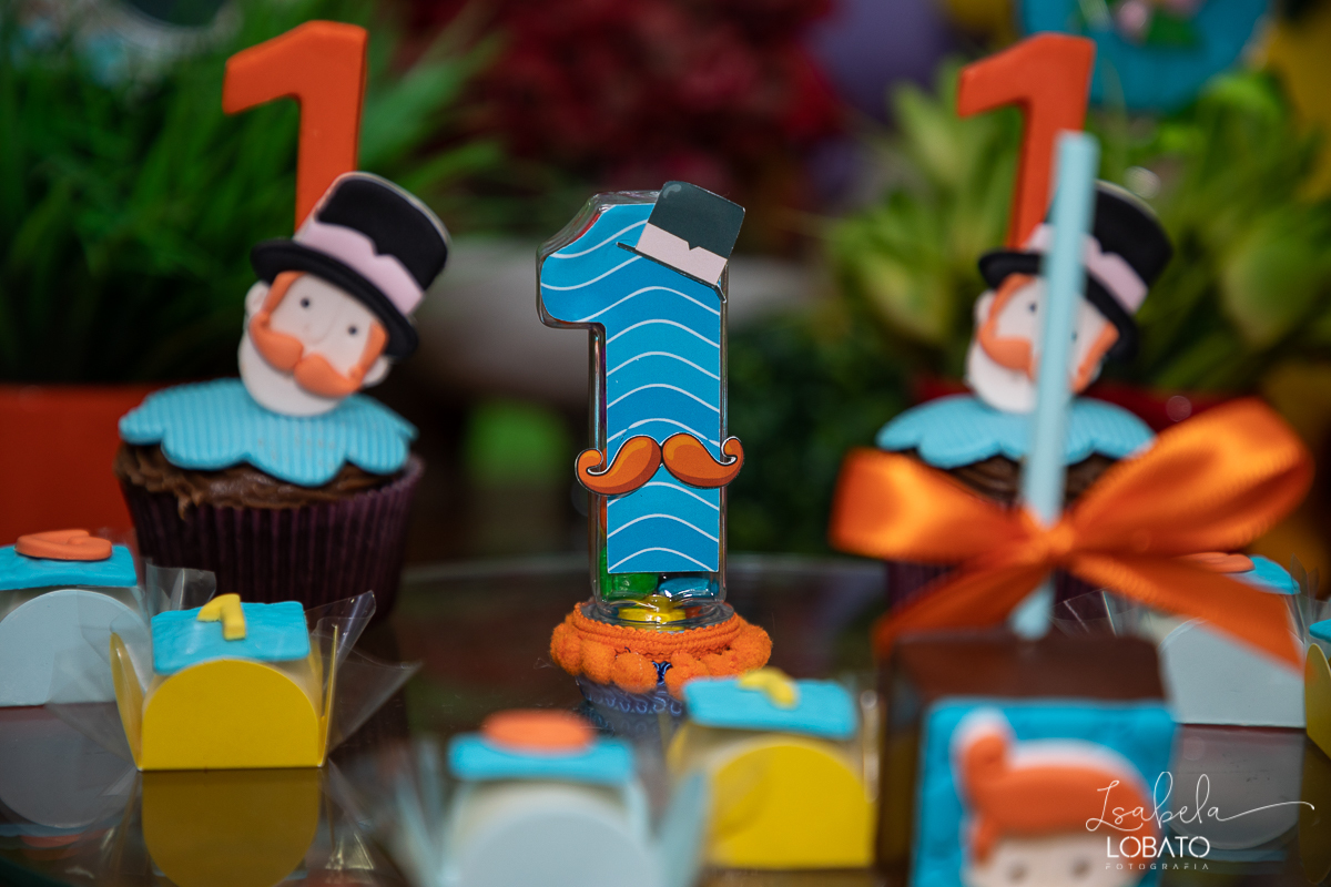 fotografia-de-aniversario-festa-mundo-bita-musicas-bita-decoracao-bita-e-os-animais-bolo-de-aniversario-bita-ana-paula-festas-barbacena-fotografa-infantil-isabela-lobato-fotografa-de-aniversario-infantil-em-barbacena-raiz-nuts-estudio-fotografico-bq