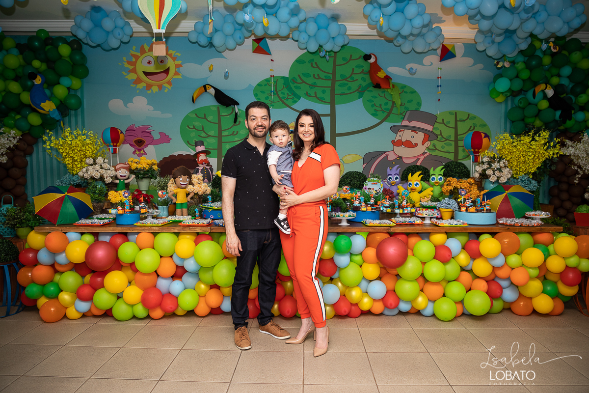 fotografia-de-aniversario-festa-mundo-bita-musicas-bita-decoracao-bita-e-os-animais-bolo-de-aniversario-bita-ana-paula-festas-barbacena-fotografa-infantil-isabela-lobato-fotografa-de-aniversario-infantil-em-barbacena-raiz-nuts-estudio-fotografico-bq