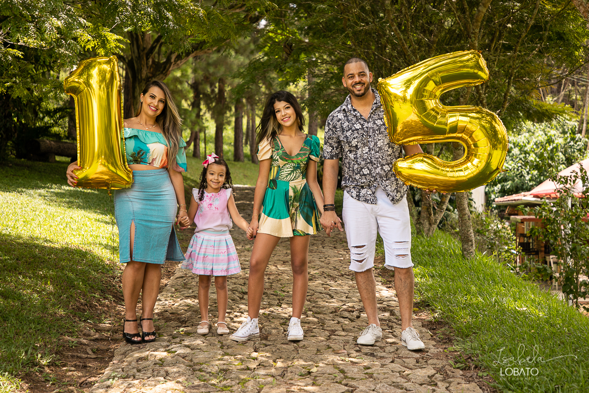 ensaio-fotografico-externo-de-15-anos-book-15-anos-festa-de-aniversario-15-anos-debutantes-modelo-15-anos-fotografa-de-modelo-estudio-fotografico-isabela-lobato-em-barbacena-minas-gerais-melhor-fotografa-de-barbacena-isabela-lobato-fotografia-ilcao