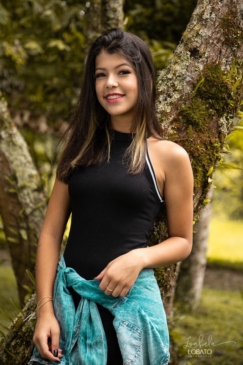 ensaio-fotografico-externo-de-15-anos-book-15-anos-festa-de-aniversario-15-anos-debutantes-modelo-15-anos-fotografa-de-modelo-estudio-fotografico-isabela-lobato-em-barbacena-minas-gerais-melhor-fotografa-de-barbacena-isabela-lobato-fotografia-ilcao