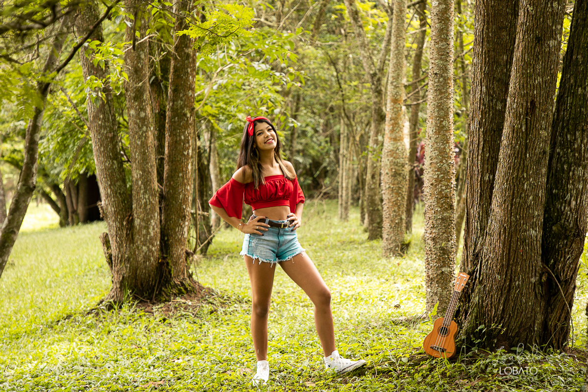 ensaio-fotografico-externo-de-15-anos-book-15-anos-festa-de-aniversario-15-anos-debutantes-modelo-15-anos-fotografa-de-modelo-estudio-fotografico-isabela-lobato-em-barbacena-minas-gerais-melhor-fotografa-de-barbacena-isabela-lobato-fotografia-ilcao