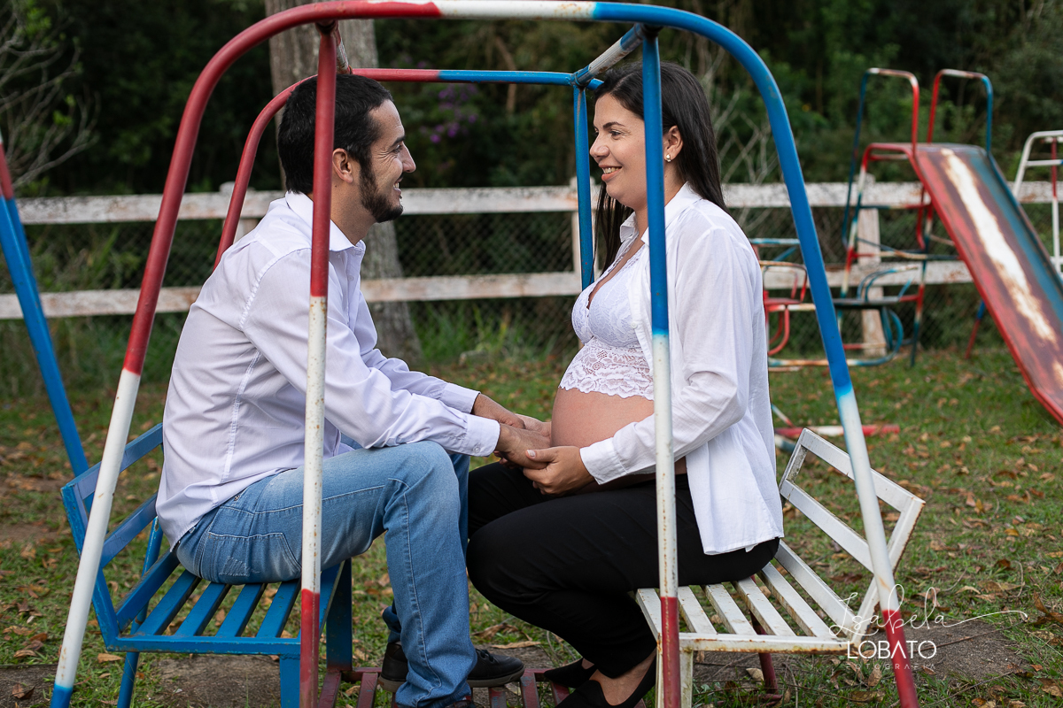 ensaio-gestante-externo-em-barbacena-sitio-turinhos-motos-barbacena-mg-ensaio-gestante-carro-de-trilha-gaiola-para-trilha-gestante-aventureira-fazendo-trilha-pista-de-motos-ensaio-gestante-em-carro-de-trilha-fotografa-de-gestante-barbacena-isabela-lobato