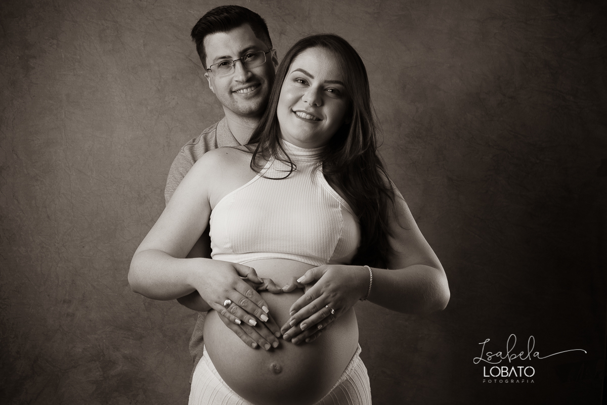 ensaio-gestante-em-estudio-book-de-gestante-ensaio-de-gravida-doce-espera-amor-de-mae-meu-mundo-azul-foto-de-gravida-roupa-de-gestante-estudio-fotografico-em-barbacena-isabela-lobato-fotografia-fotografa-especializada-em-newborn-isabela-lobato
