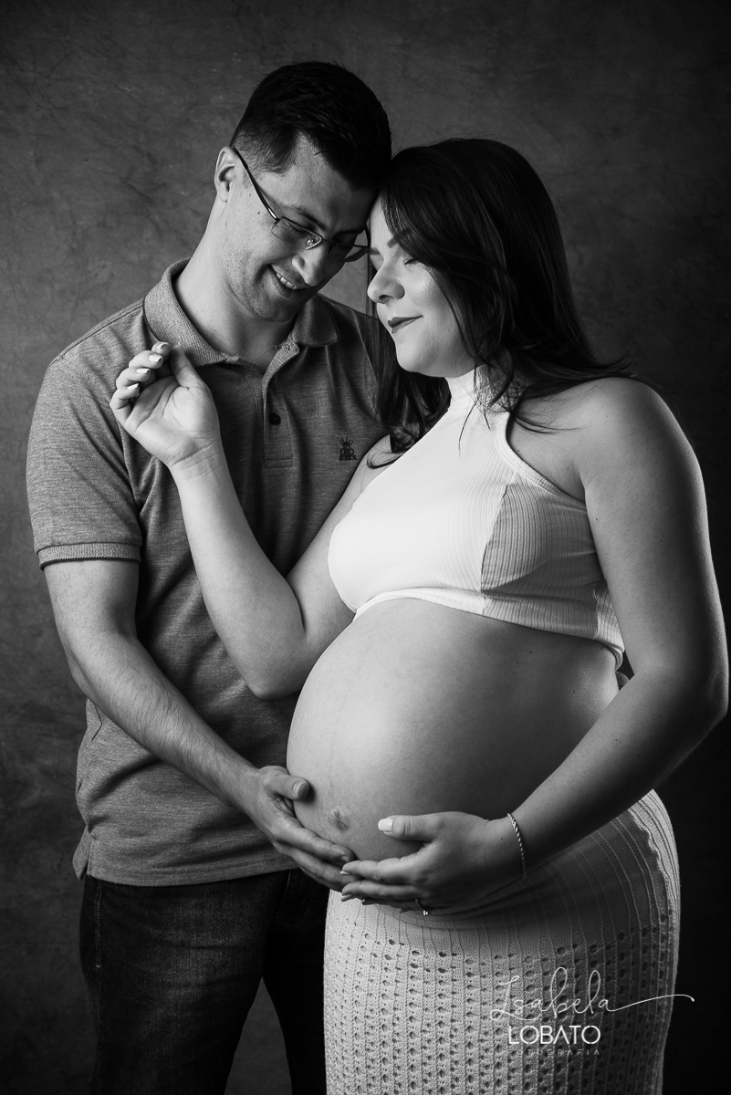 ensaio-gestante-em-estudio-book-de-gestante-ensaio-de-gravida-doce-espera-amor-de-mae-meu-mundo-azul-foto-de-gravida-roupa-de-gestante-estudio-fotografico-em-barbacena-isabela-lobato-fotografia-fotografa-especializada-em-newborn-isabela-lobato